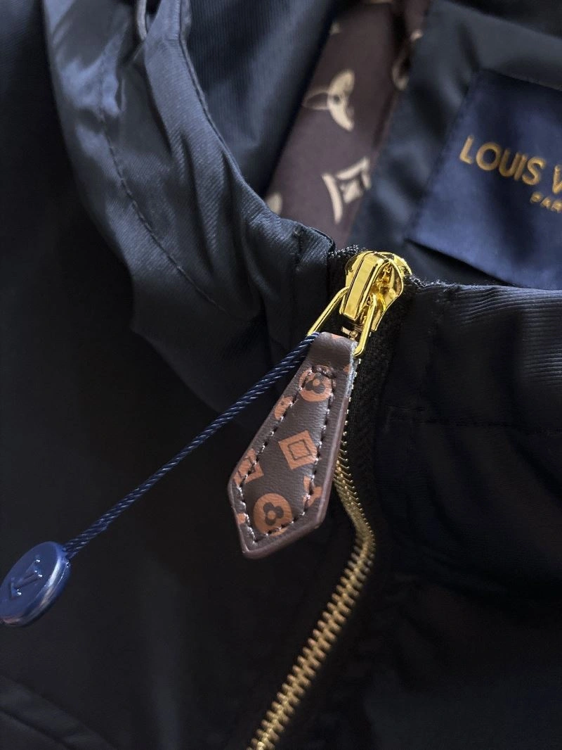 Vibrant Louis Vuitton Outwear 132850