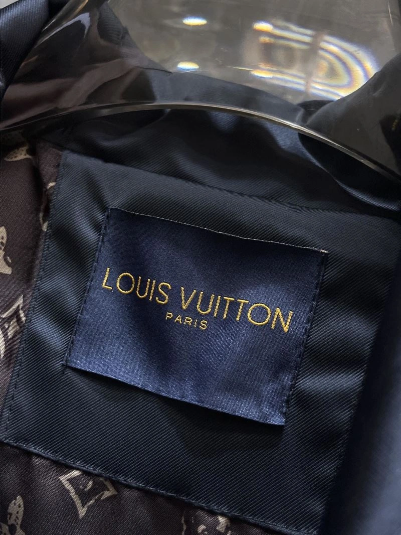 Vibrant Louis Vuitton Outwear 132850