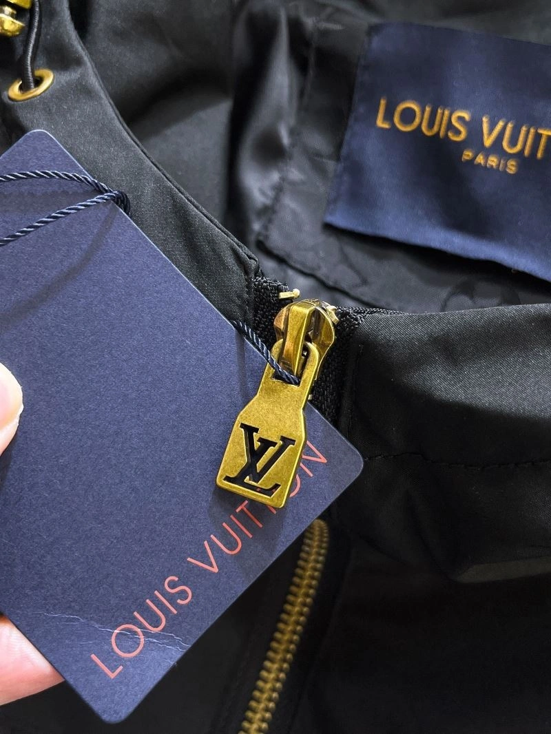 Louis Vuitton Outwear Durable 132844