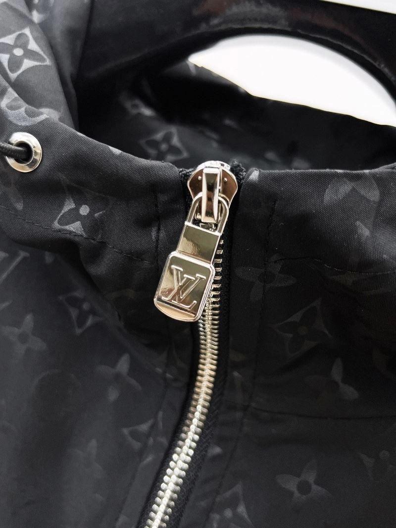 WaterResistant Louis Vuitton Outwear 132826