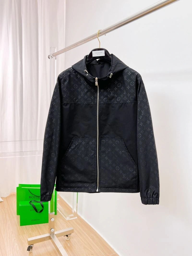 Louis Vuitton Outwear Chic 132832