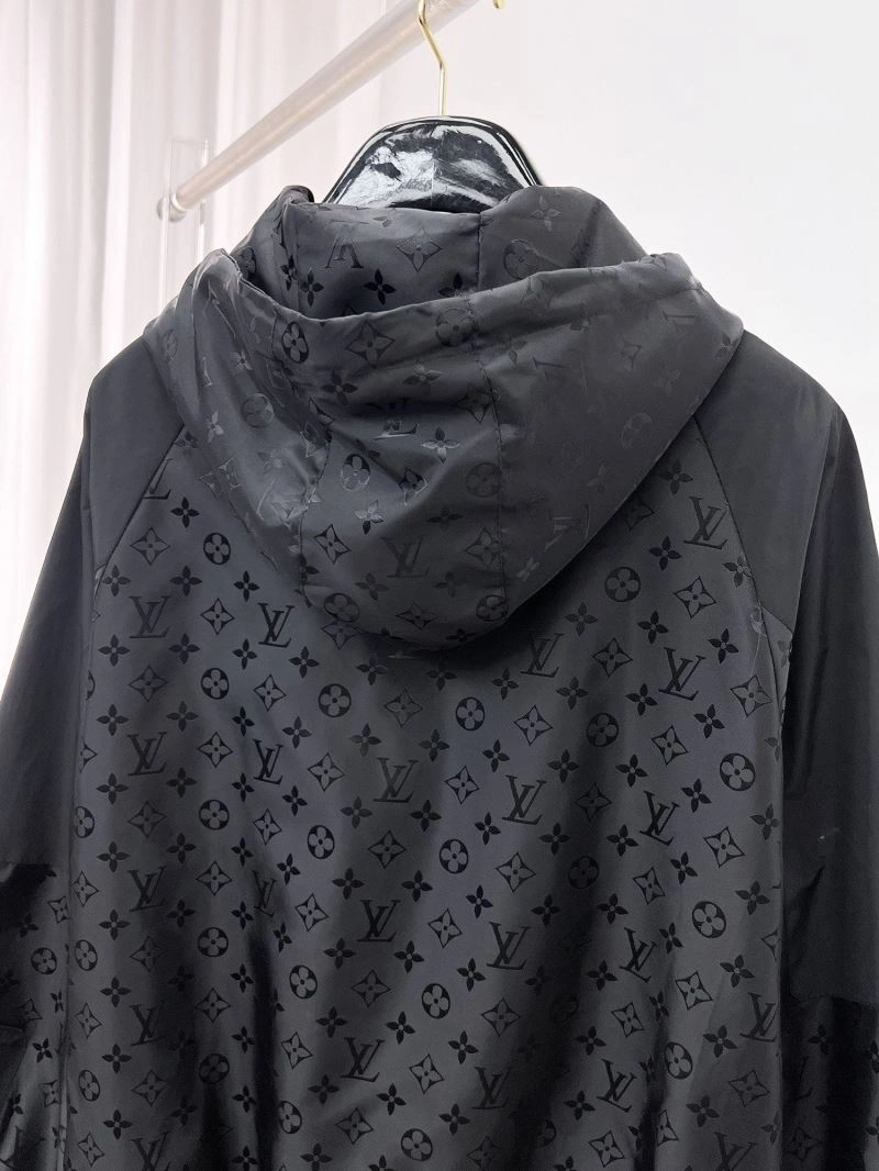 Louis Vuitton Outwear Resilient 132849