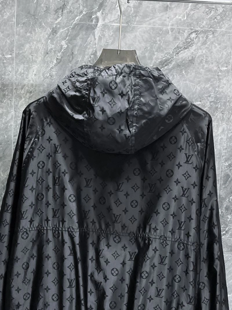 SunProtective Louis Vuitton Outwear 132845