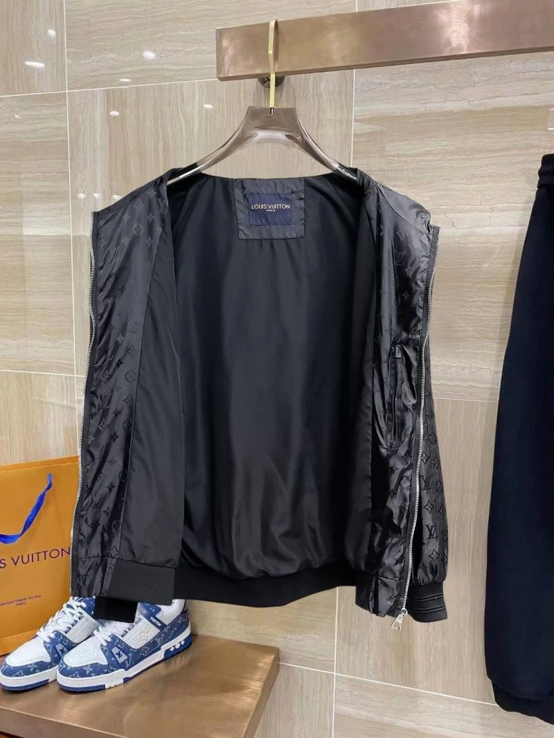 SunProtective Louis Vuitton Outwear 132845