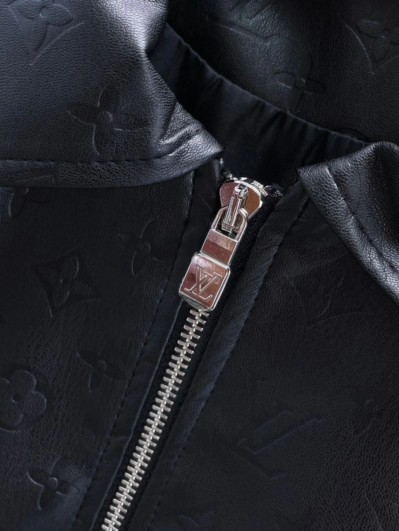Louis Vuitton Outwear Bold 132836