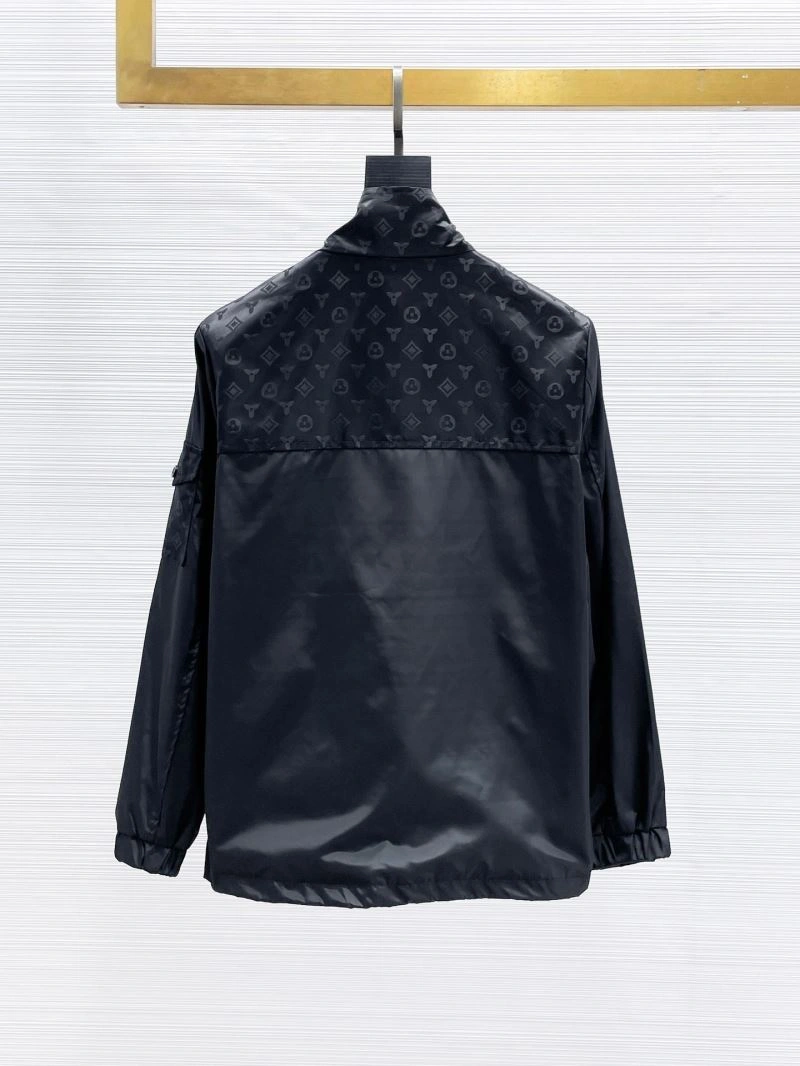 Louis Vuitton Outwear Bold 132825