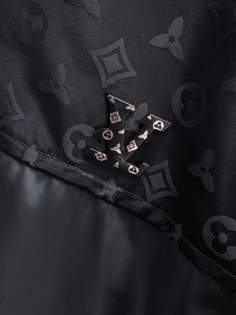 Louis Vuitton Outwear Bold 132825