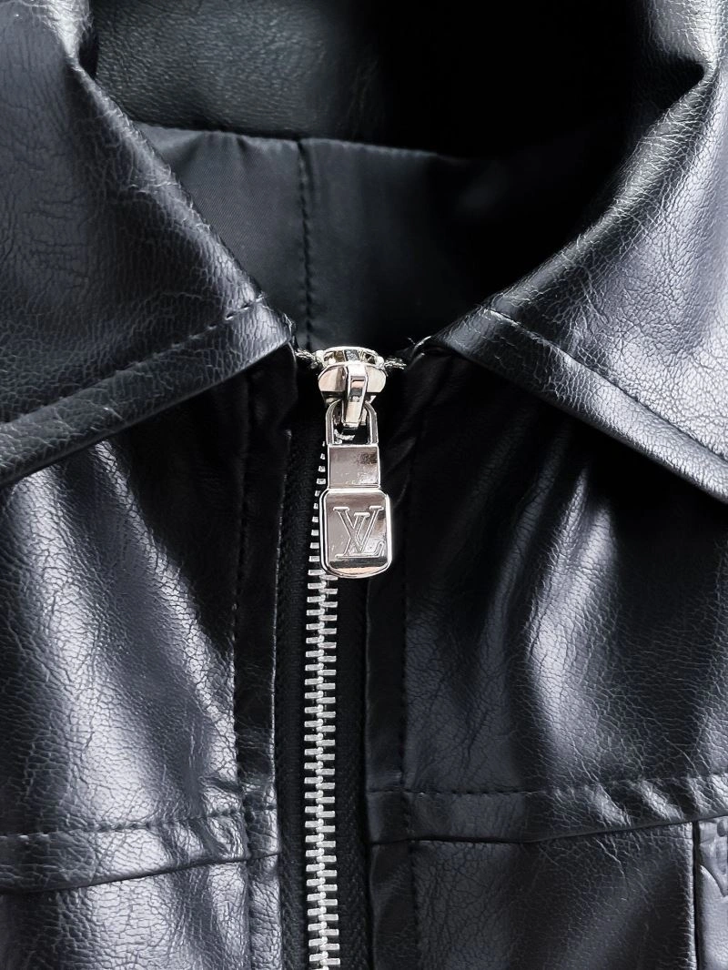 Louis Vuitton Outwear Reliable 132827