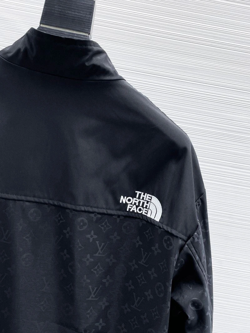 Modern Louis Vuitton Outwear 132830