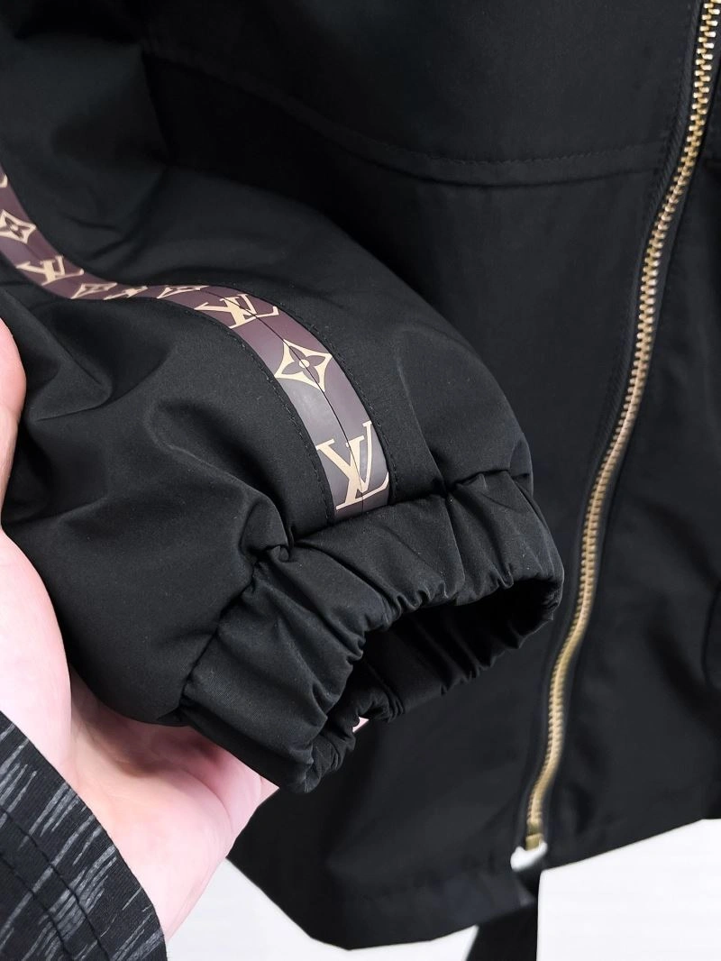Louis Vuitton Outwear Lightweight 132852