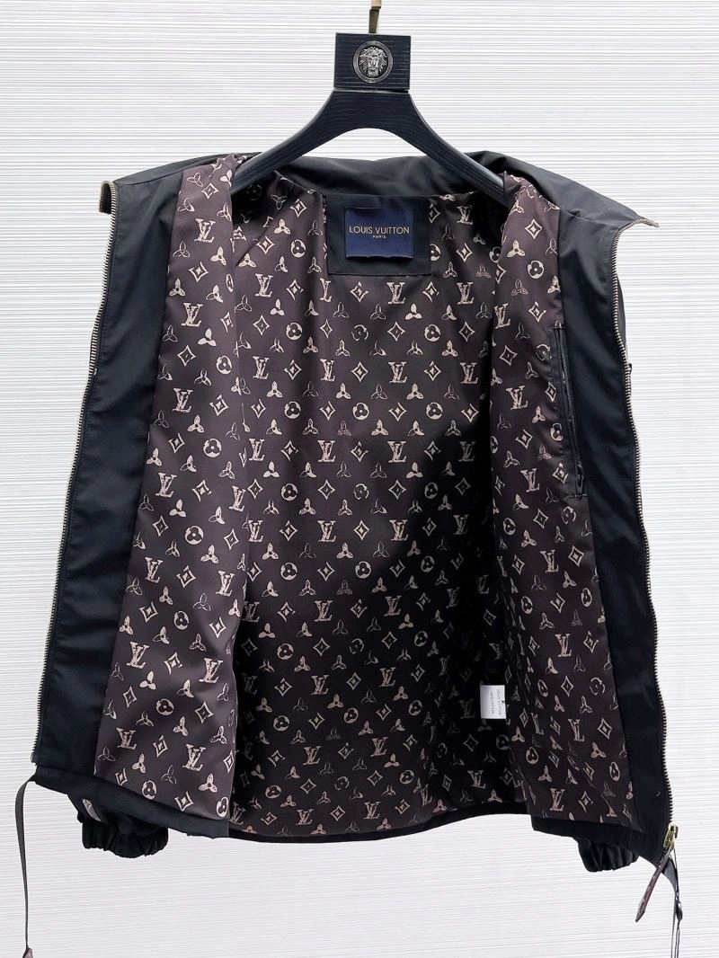 Louis Vuitton Outwear Lightweight 132852