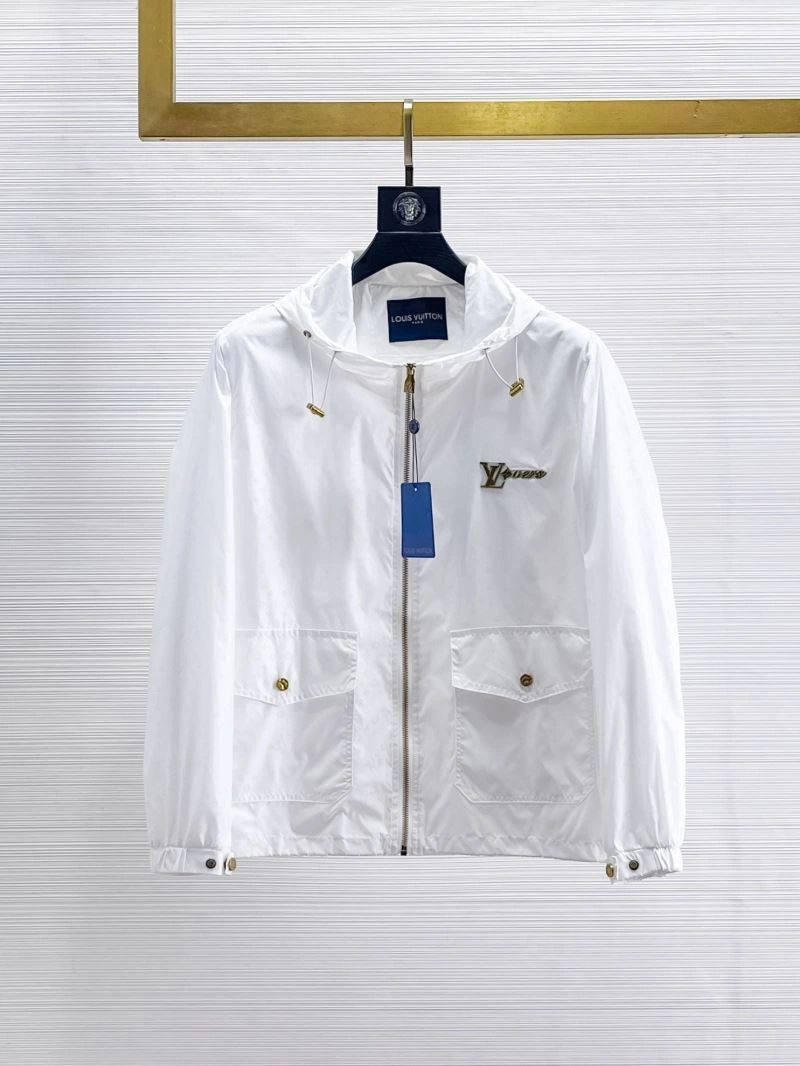 Durable Louis Vuitton Outwear 132824
