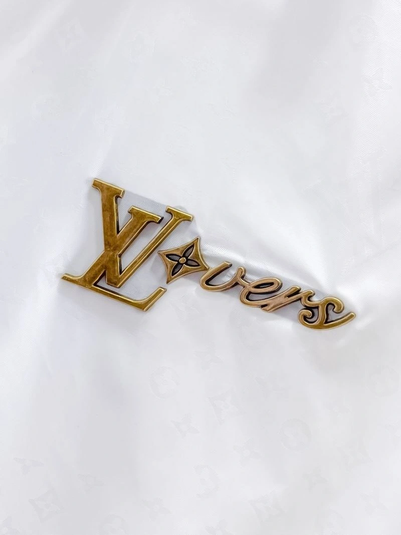 Durable Louis Vuitton Outwear 132824