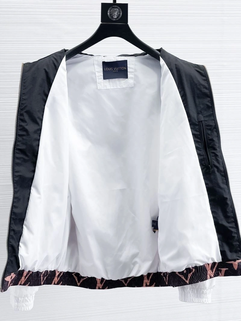 Louis Vuitton Outwear TravelReady 132848