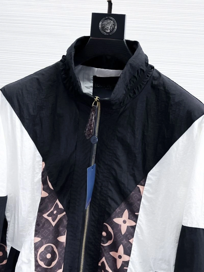 Louis Vuitton Outwear TravelReady 132848