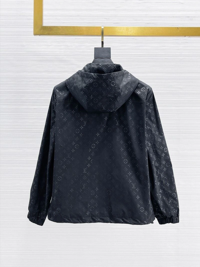 Louis Vuitton Outwear Sustainable 132821