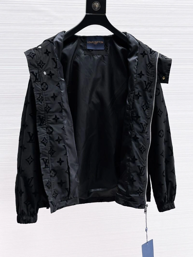 Attractive Louis Vuitton Outwear 132818