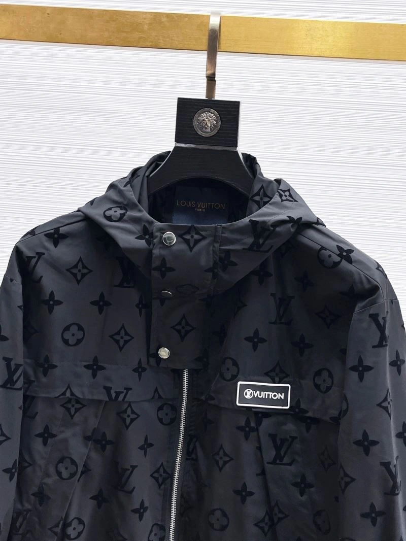 Attractive Louis Vuitton Outwear 132818