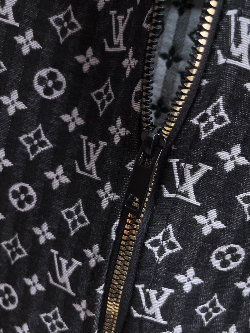 Louis Vuitton Outwear FashionForward 132817