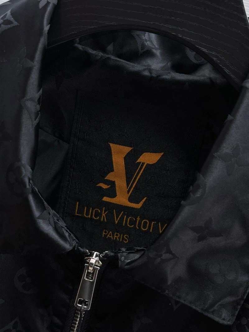 Sleek Louis Vuitton Outwear 132814