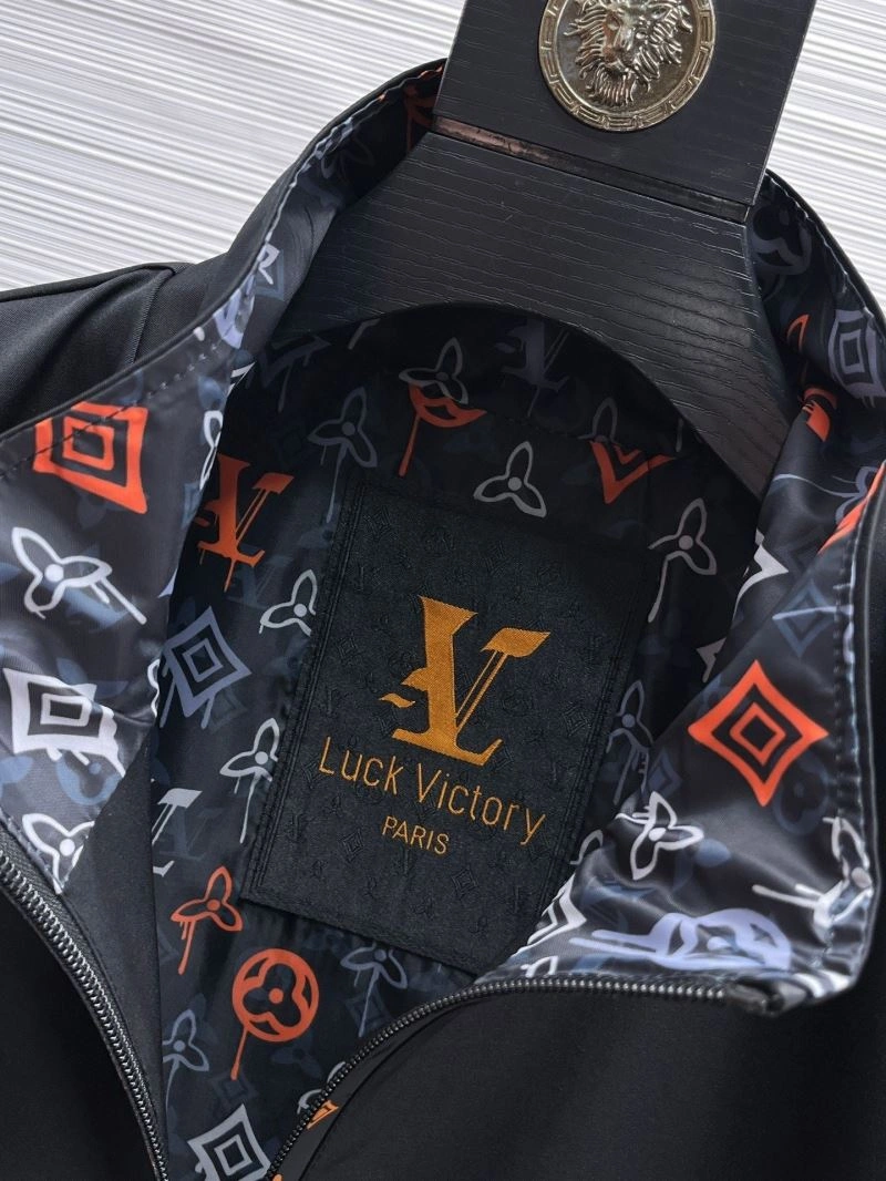 Sustainable Louis Vuitton Outwear 132796