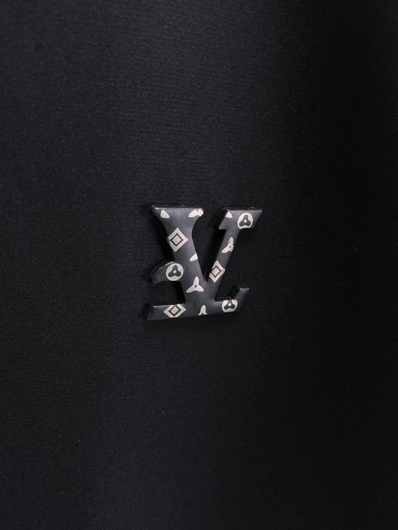 Sustainable Louis Vuitton Outwear 132796