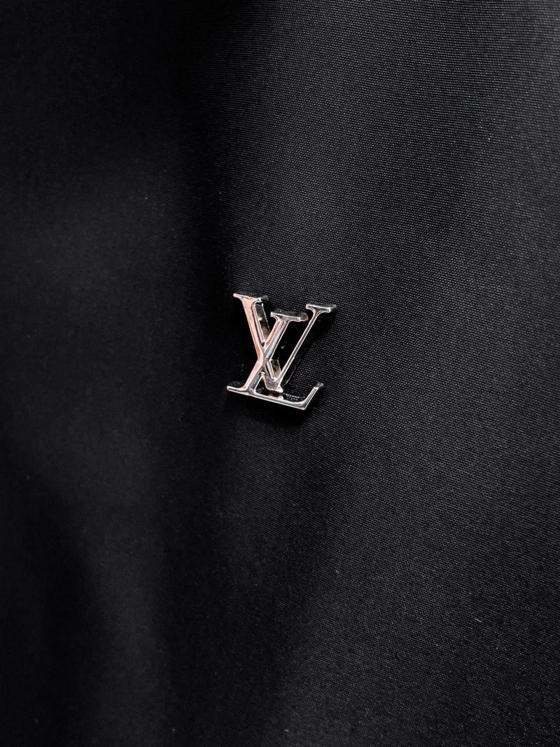 OnTrend Louis Vuitton Outwear 132802