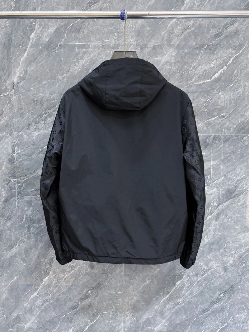 Louis Vuitton Outwear Minimalist 132810