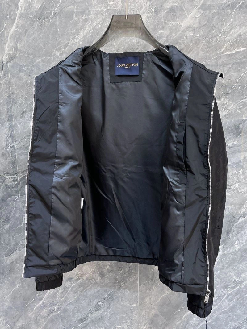 Louis Vuitton Outwear Minimalist 132810