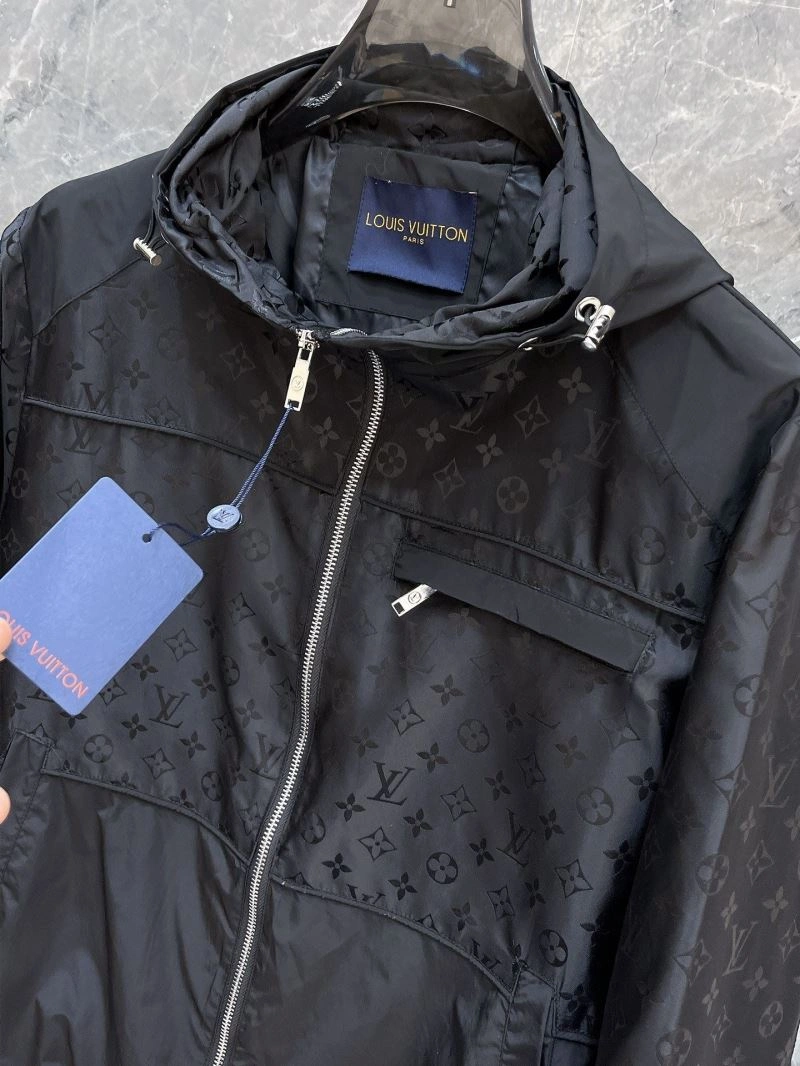 Louis Vuitton Outwear Minimalist 132810