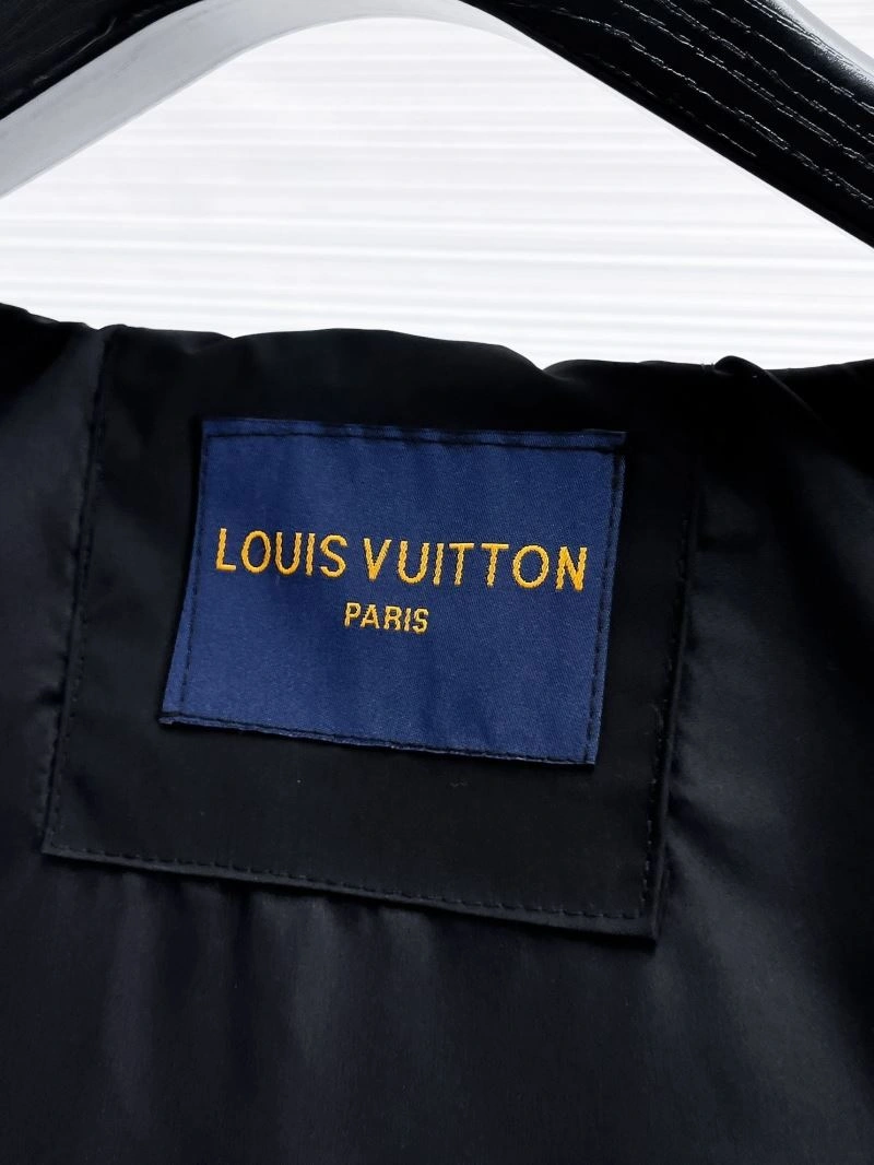UrbanStyle Louis Vuitton Outwear 132813