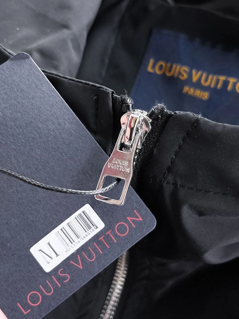 UrbanStyle Louis Vuitton Outwear 132813