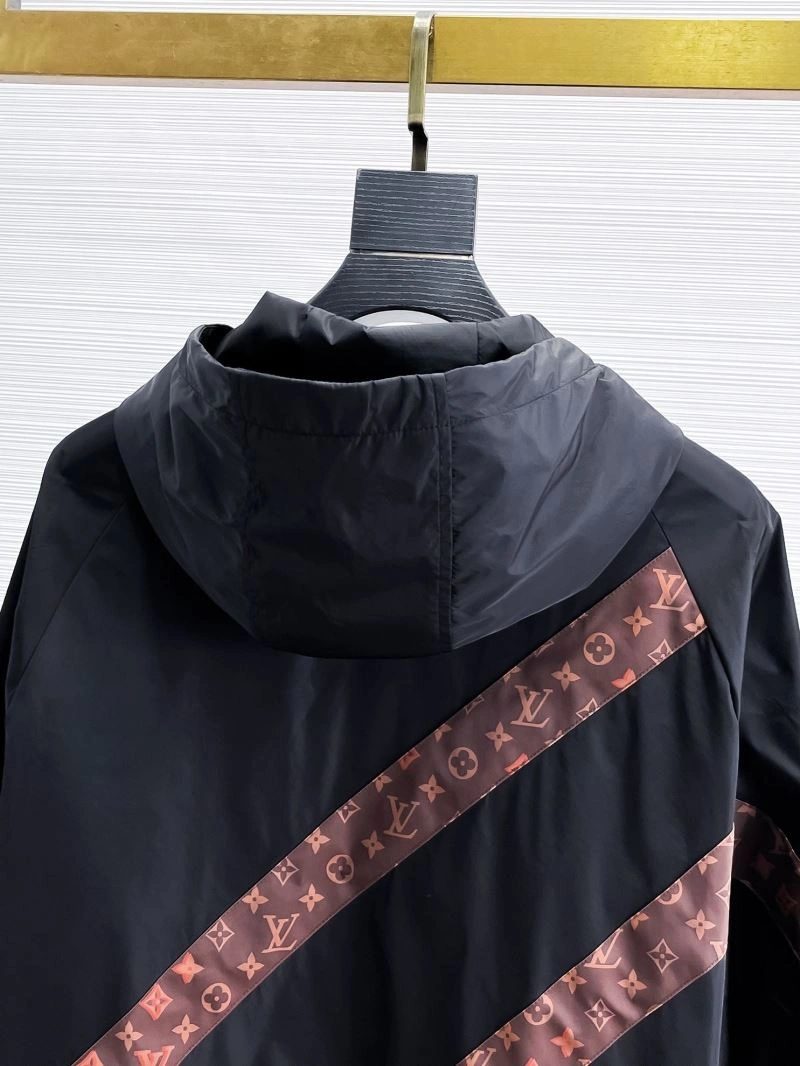 Louis Vuitton Outwear Functional 132807