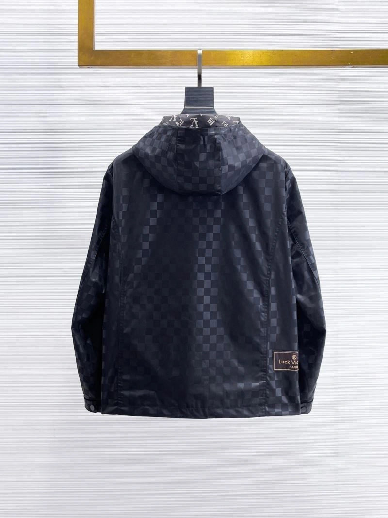 Lightweight Louis Vuitton Outwear 132788