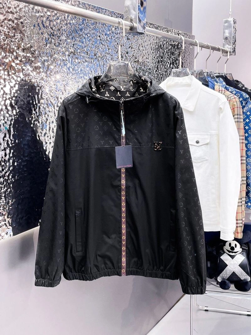 StreetReady Louis Vuitton Outwear 132795