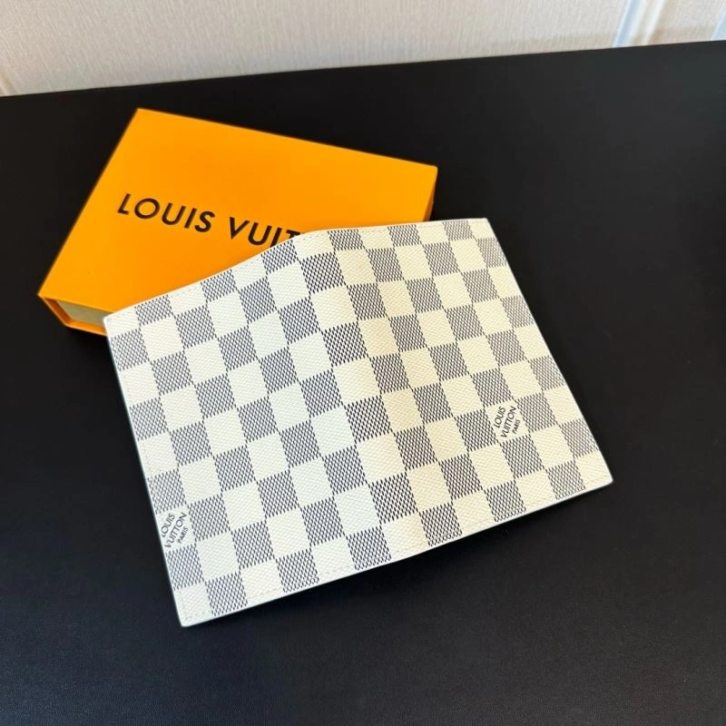 FreshLook Louis Vuitton Passport Holders 270488