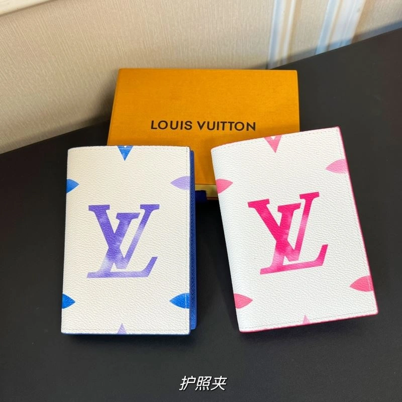 Louis Vuitton Passport Holders Durable 270499
