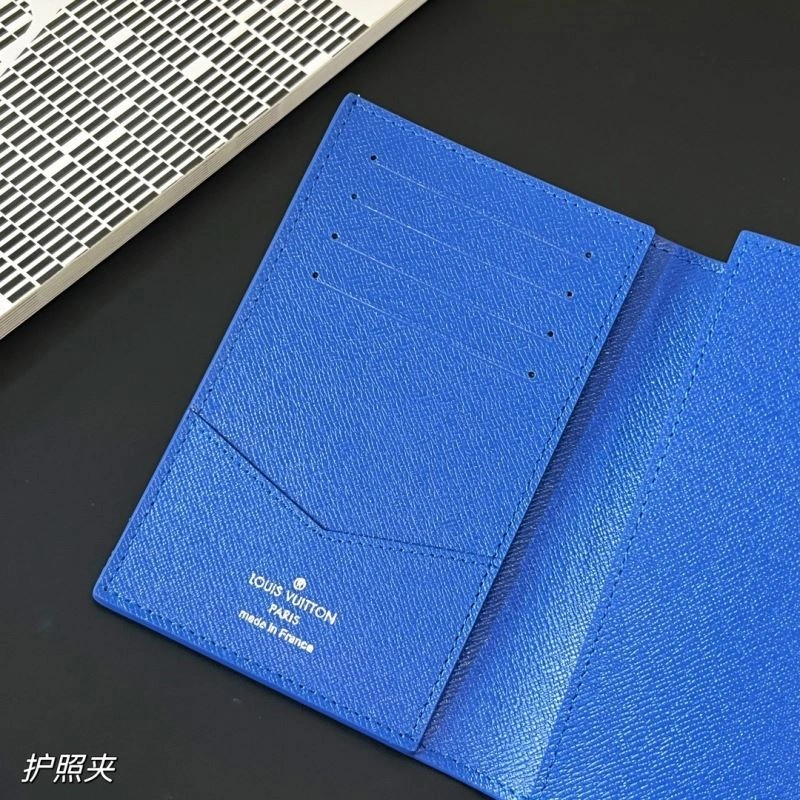 Louis Vuitton Passport Holders Durable 270499