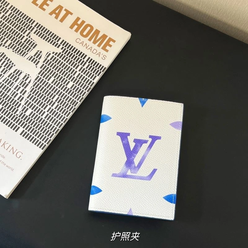 Louis Vuitton Passport Holders Durable 270499