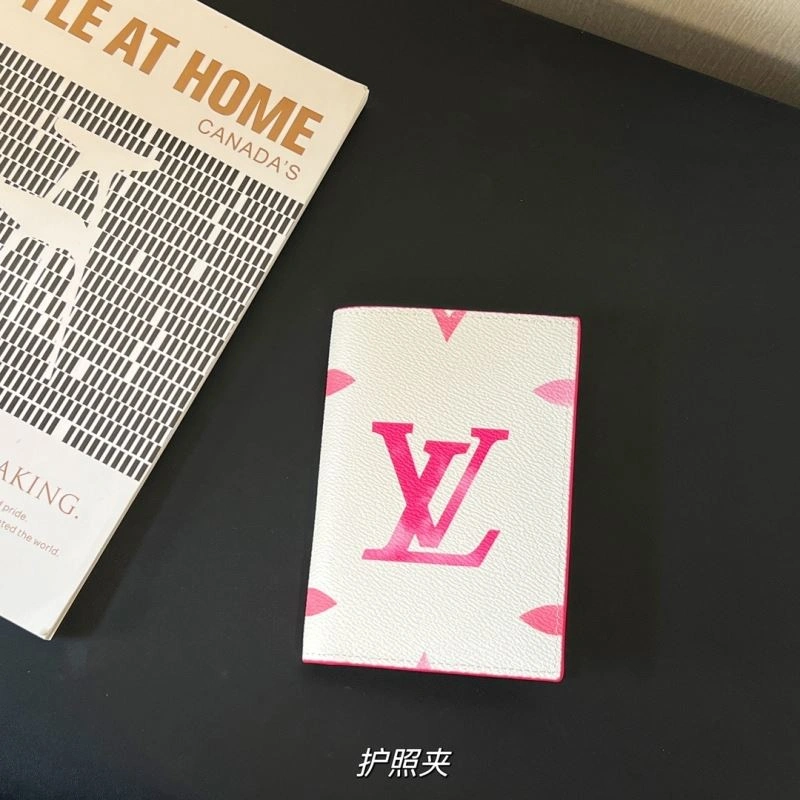 Louis Vuitton Passport Holders Durable 270499