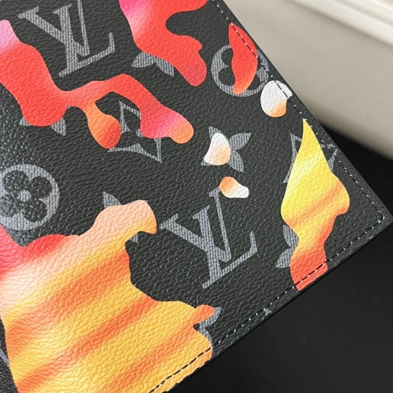 Louis Vuitton Passport Holders ModernLook 270474