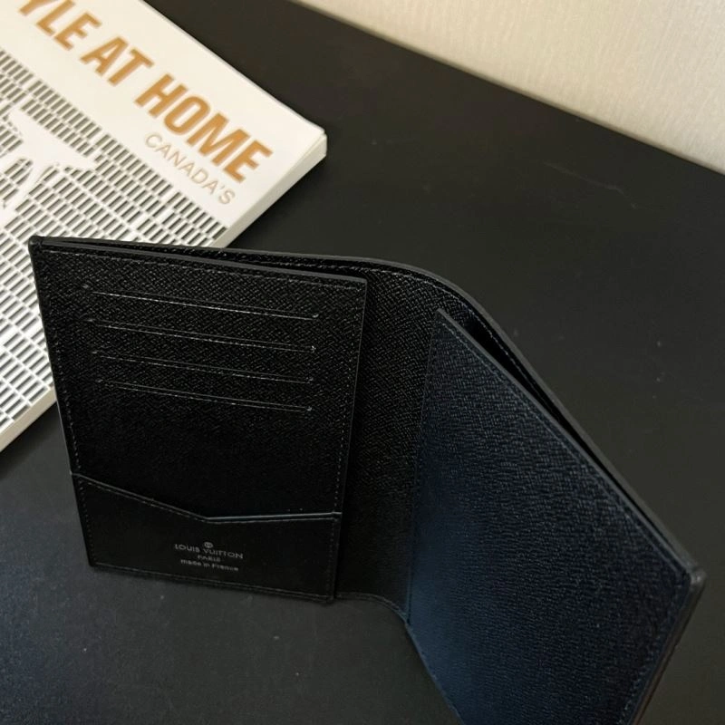Louis Vuitton Passport Holders ModernLook 270474