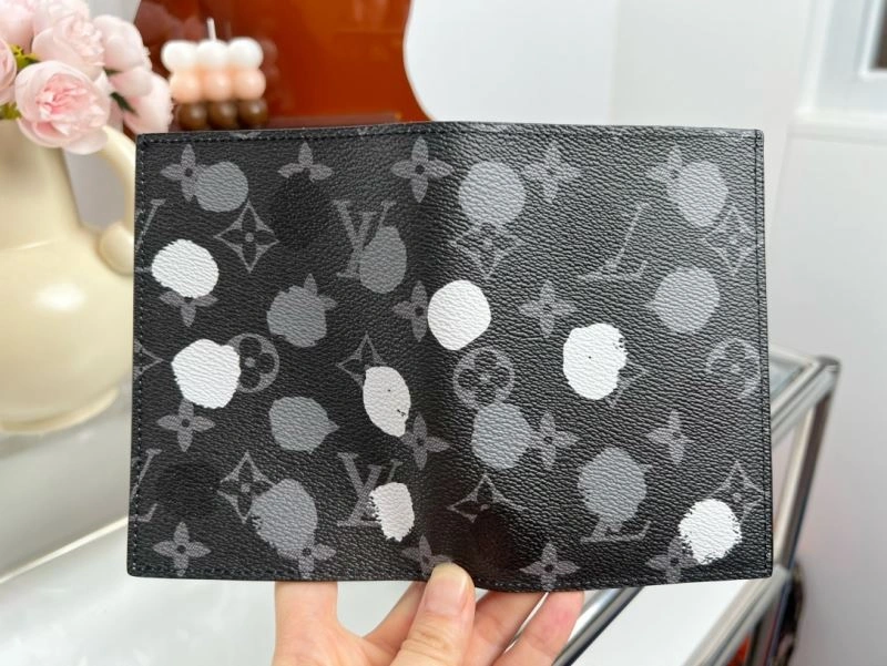 Trendy Louis Vuitton Passport Holders 270468