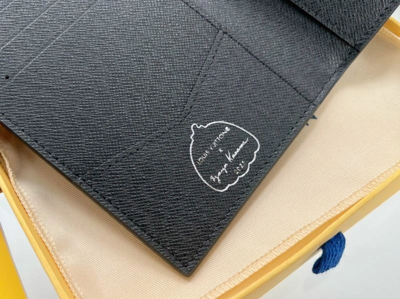 Trendy Louis Vuitton Passport Holders 270468
