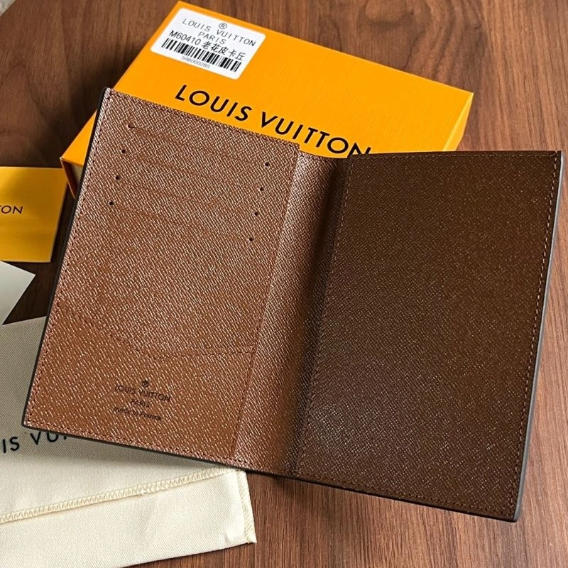Louis Vuitton Passport Holders Flexible 270464