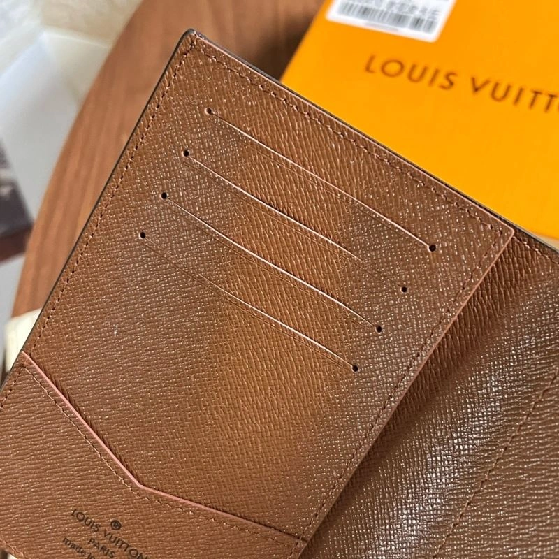 Louis Vuitton Passport Holders Flexible 270464