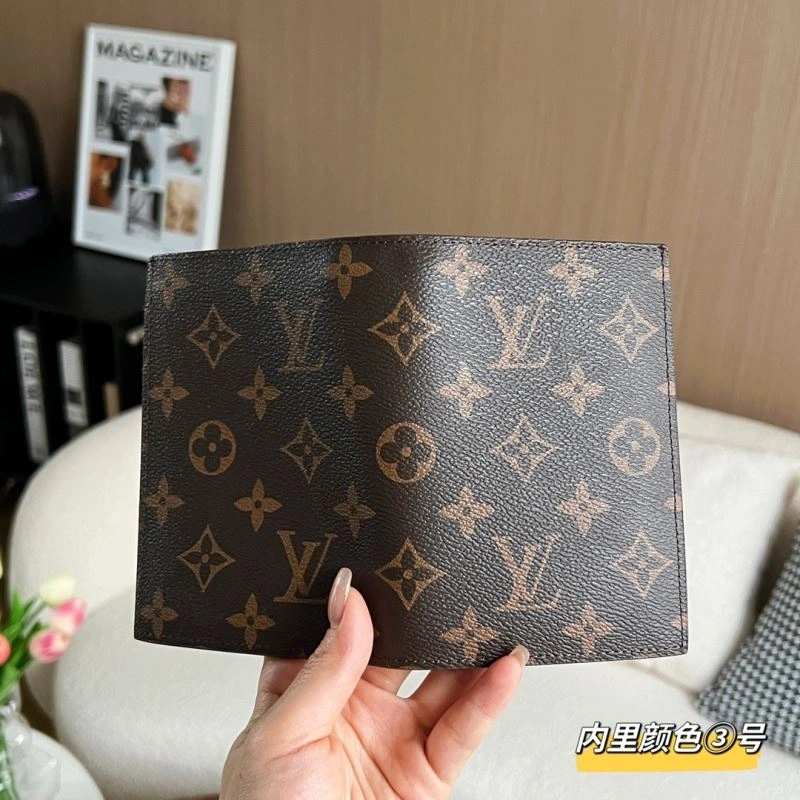 Louis Vuitton Passport Holders DailyWear 270461