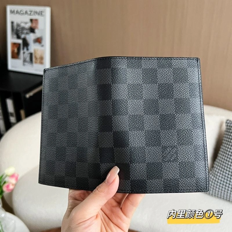 Louis Vuitton Passport Holders DailyWear 270461