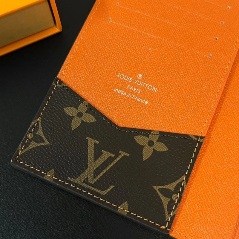 Louis Vuitton Passport Holders Sustainable 270458