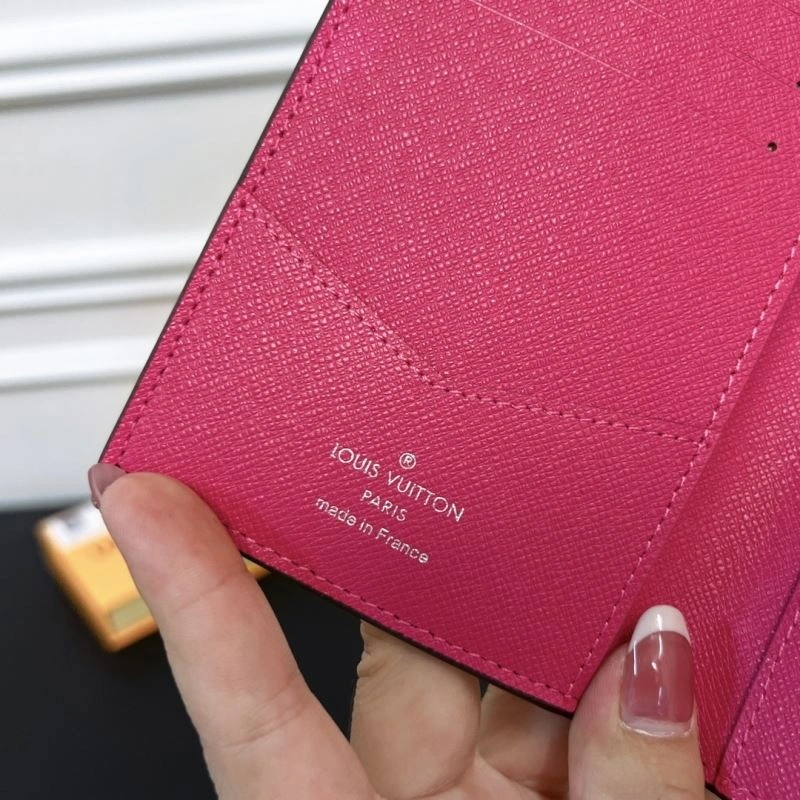 Louis Vuitton Passport Holders UrbanStyle 270457